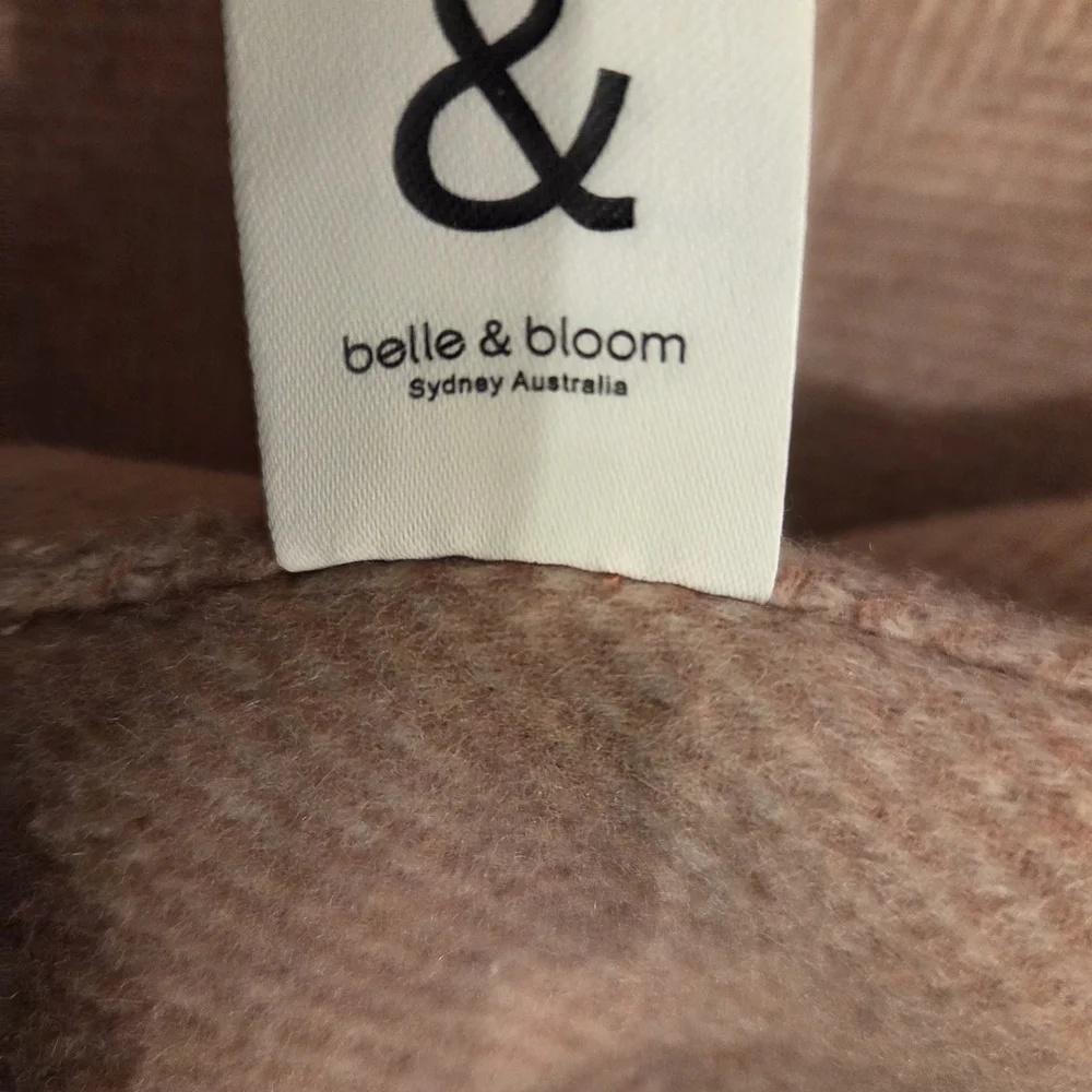 Chic Double-Breasted Blush Coloured Women's Pea Coat - Picture 4 of 7